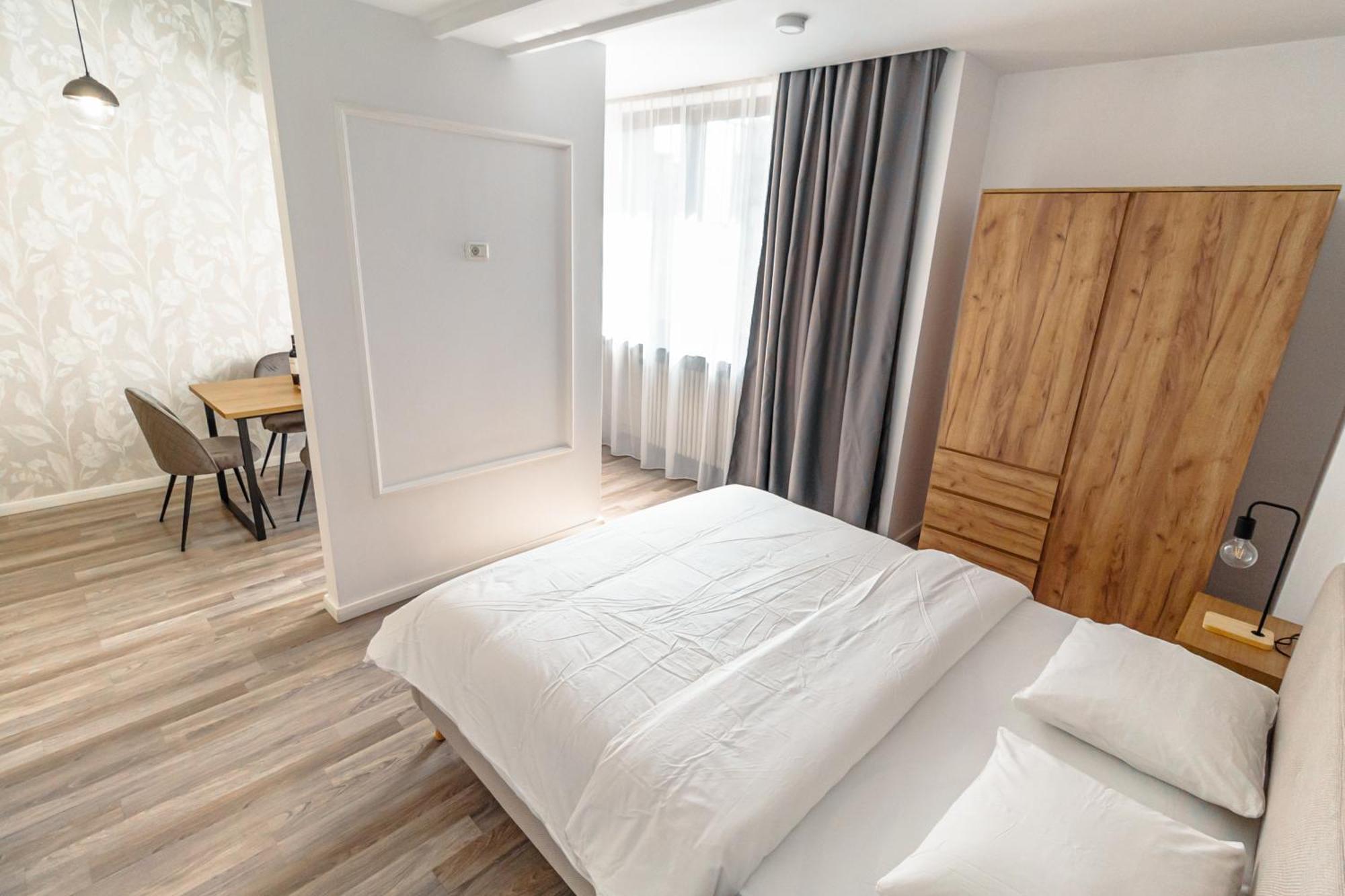 City Center Premium Apartments 2 Bucarest Extérieur photo