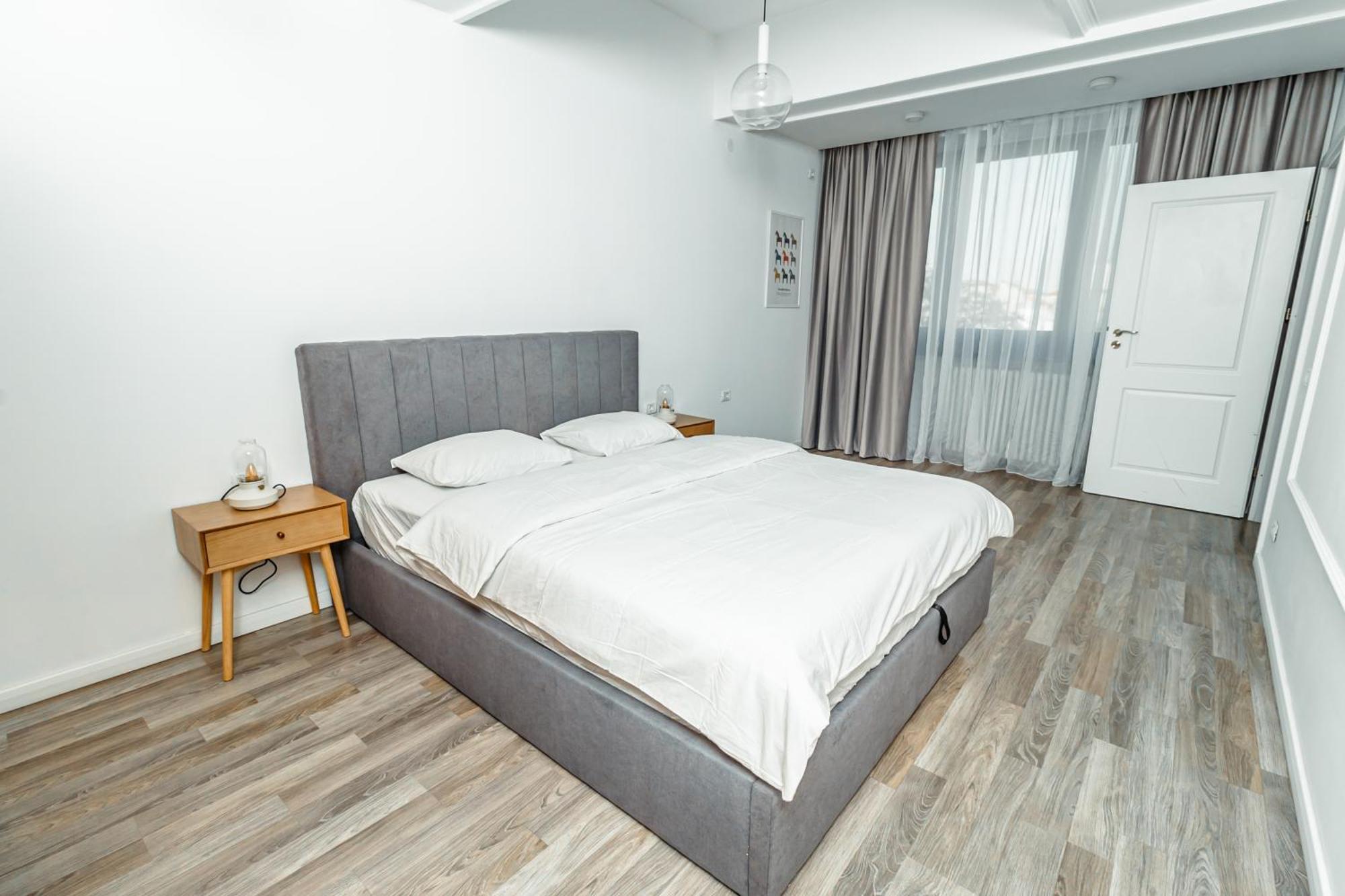 City Center Premium Apartments 2 Bucarest Extérieur photo